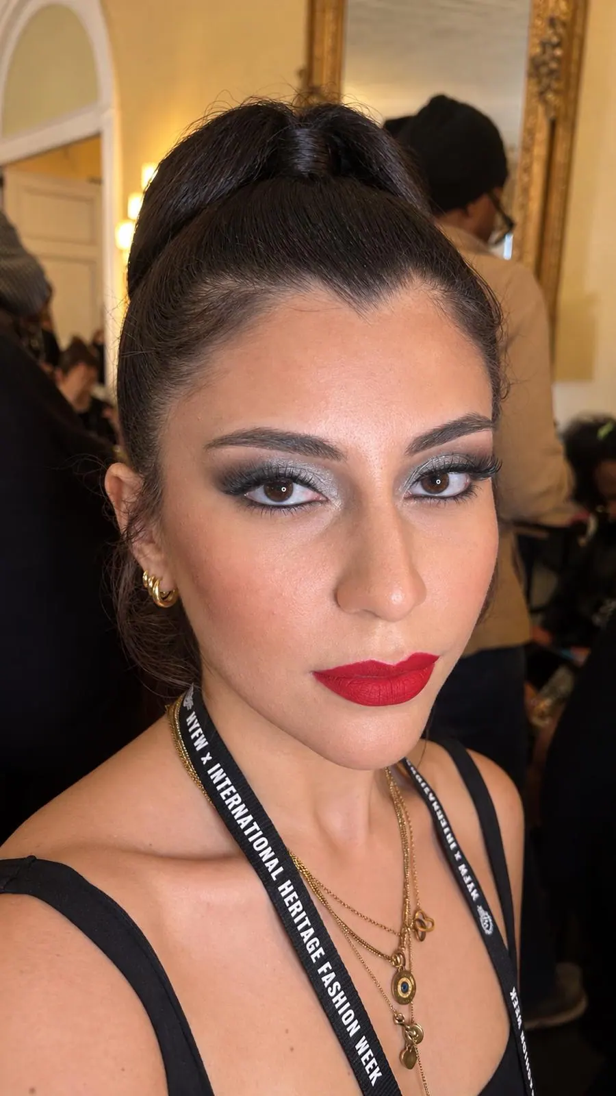 Full glam look with sculpted contour and a defined eye